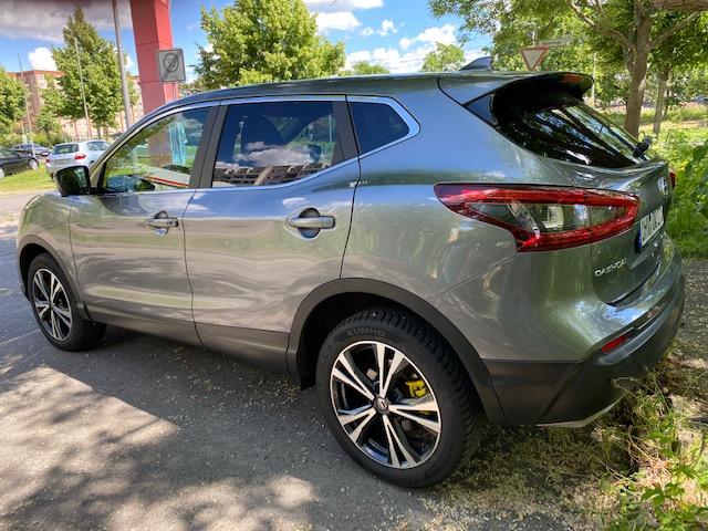 Nissan Qashqai 1,6T N-Connecta // Facelift+Allwetter+AVM+Navi+SpurHalteAss 