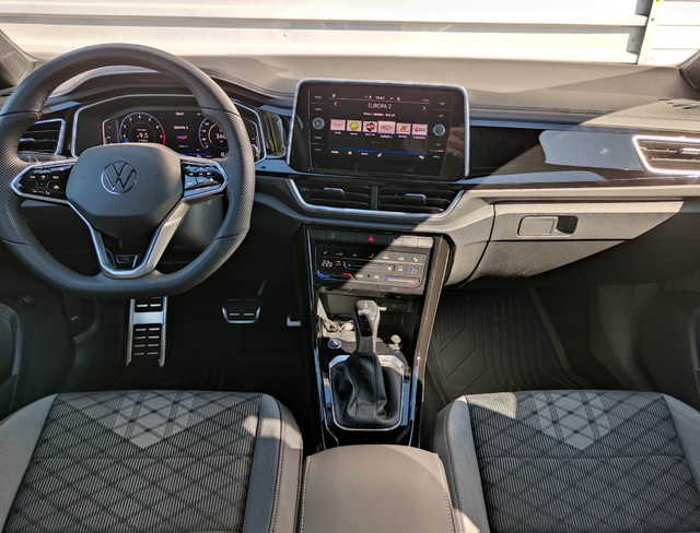 Beispielbilder, ggf. teilweise mit Sonderausstattung