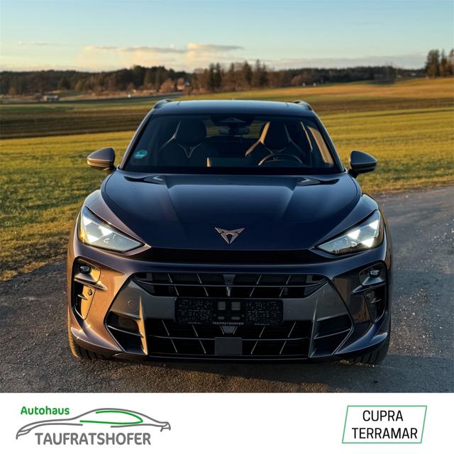 Cupra Terramar - First Edition 2.0 TSI 4 DRIVE 204 PS DSG, PANO, STANDHZ, 20" Alu, DCC, AHK "VOLL"