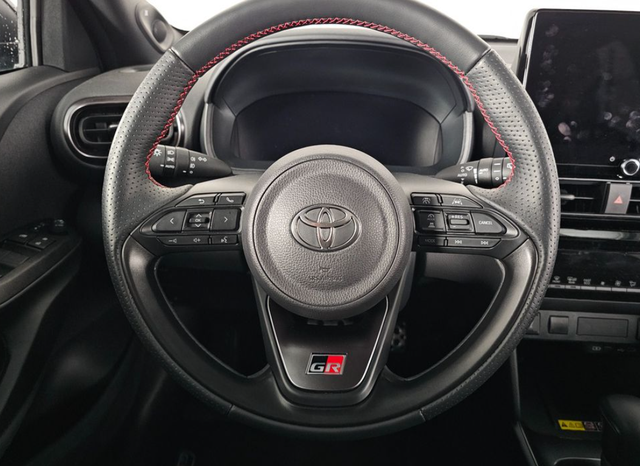 Toyota Yaris Cross 1.5 HEV 96kW GR Sport VIP TECH 