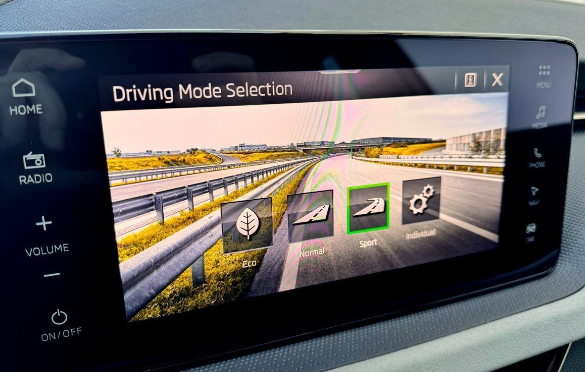 Skoda Scala FL 1.0 TSI 85kW Top Selection 