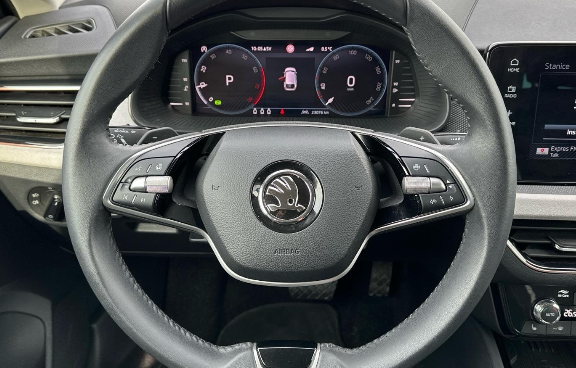 Skoda Scala FL 1.0 TSI 85kW Top Selection DSG 