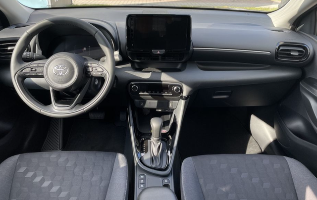 Toyota Yaris 1.5 HEV 85kW Style AT 