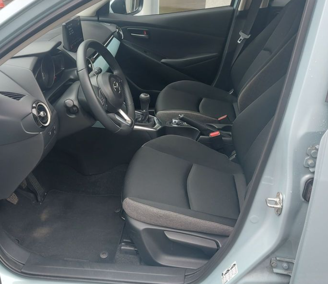 Mazda 2 1.5i 66kW Center Line Plus 