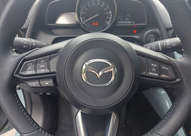 Mazda 2 1.5i 66kW Center Line Plus 