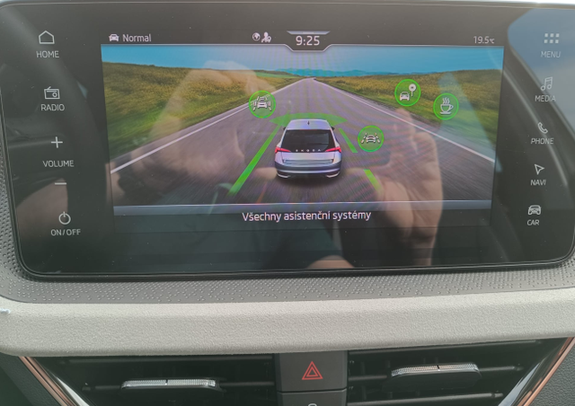 Skoda Scala FL 1.0 TSI 85kW Selection DSG 