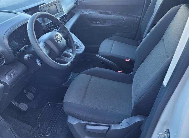 Toyota ProAce City 1.5D 96kW Active 