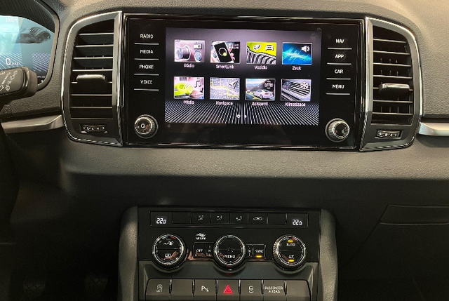 Skoda Karoq 1.5 TSI 110kW Ambition 