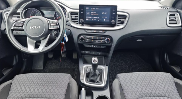 Kia Ceed HB 1.0 T-GDI 73kW SPIN 
