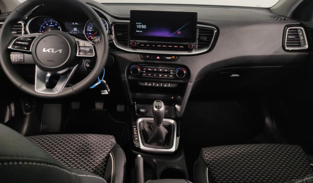 Kia XCeed 1.5 T-Gdi 103kW GPF Exclusive Winter 