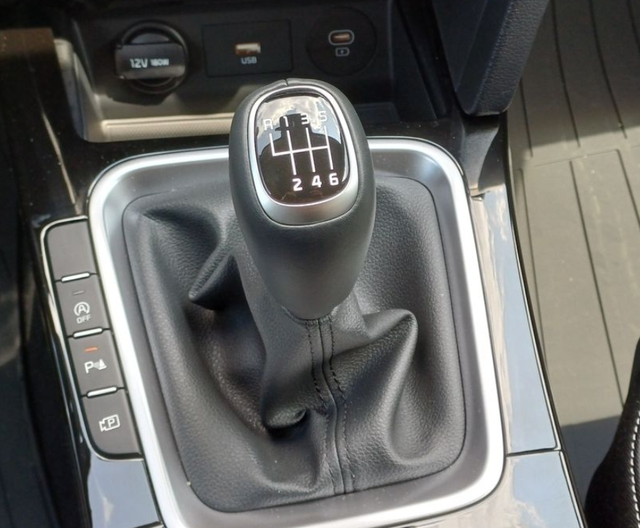 Kia XCeed 1.5 T-GDI 103kW TOP 