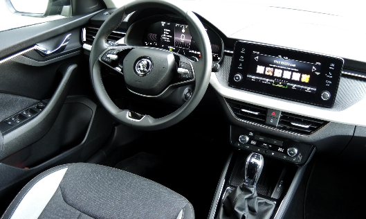 Skoda Scala FL 1.0 TSI 85kW Top Selection DSG 