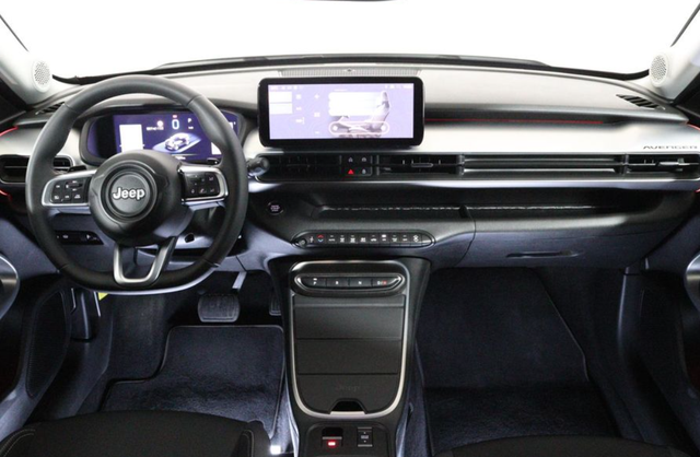 Jeep Avenger 1.2T e-Hybrid Summit AT 