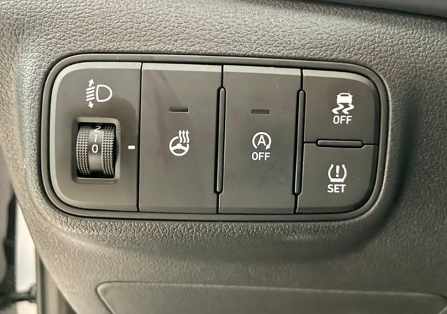 Hyundai Bayon 1.0 T-GDi 74kW Smart Winter 6MT 