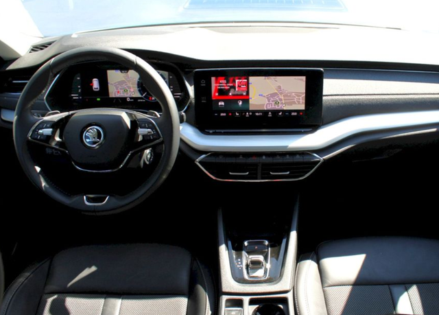 Skoda Octavi Combi 1.5 TSI 110kW Style Plus DSG 