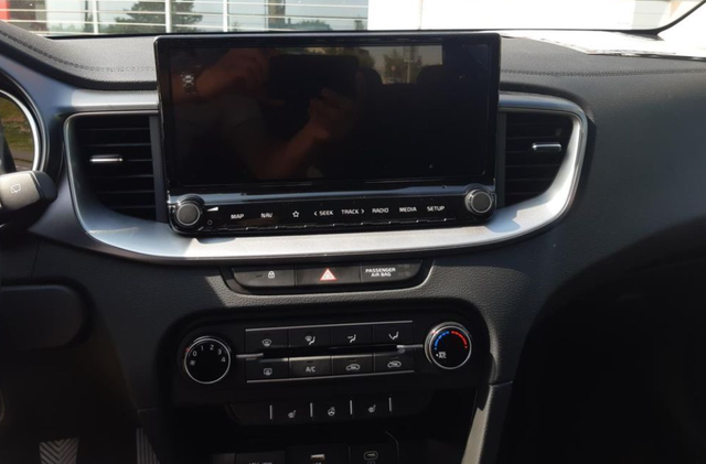 Kia Ceed HB 1.5 T-GDI 103kW Spin 
