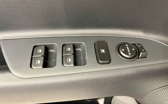 Kia Stonic 1.0 T-GDI 73kW SPIN DCT 