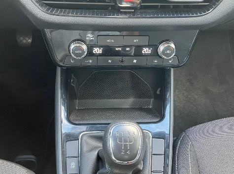 Skoda Fabia IV 1.0 MPI 59kW Selection 