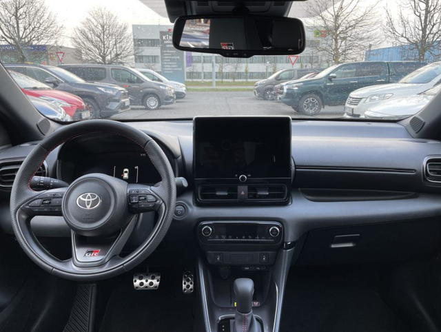 Toyota Yaris 1.5 HEV 96kW GR Sport 