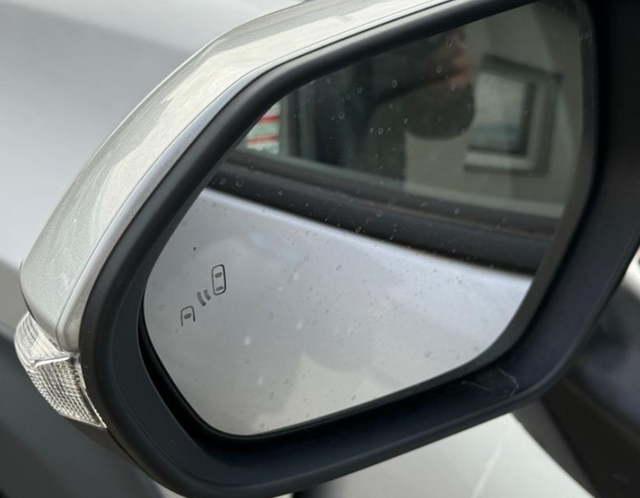Toyota Yaris Cross 1.5 HSD 85kW Executive 