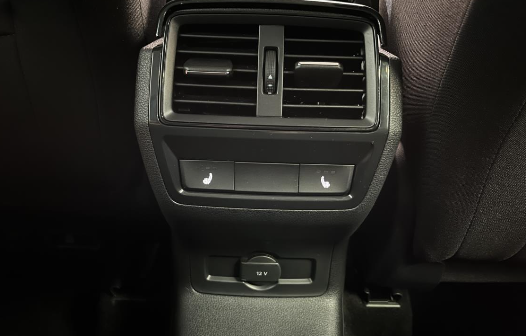 Skoda Karoq 1.5 TSI 110kW Selection Fresh DSG 