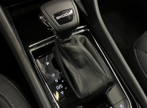 Skoda Karoq 1.5 TSI 110kW Selection Fresh DSG 