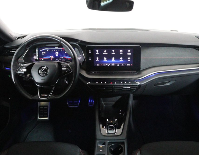 Skoda Octavia Combi 2.0 TSI 180kW RS DSG 