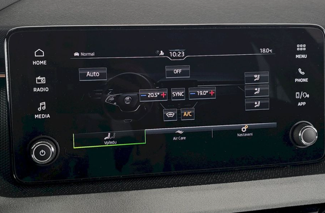 Skoda Kamiq FL 1.0 TSI 85kW Top Selection DSG 