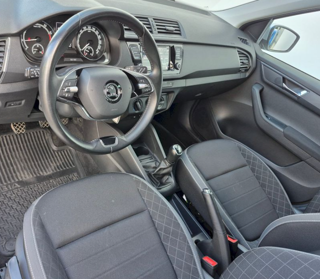Skoda Fabia Combi 1.0 TSI 70kW Ambition Tour 