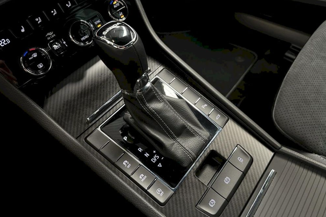 Skoda Superb Combi 2.0 TDI 147kW Sportline DSG 