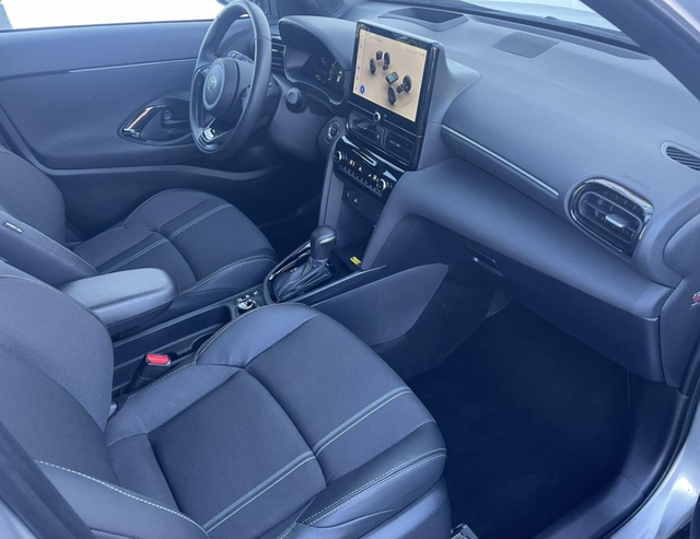 Toyota Yaris Cross 1.5 HEV Executive 4x4 AT 