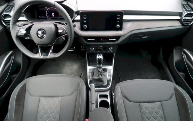 Skoda Fabia IV 1.5 TSI 110kW Style Plus DSG 