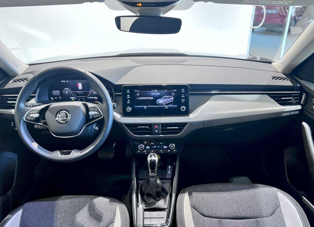 Skoda Kamiq FL 1.0 TSI 85kW Top Selection DSG 