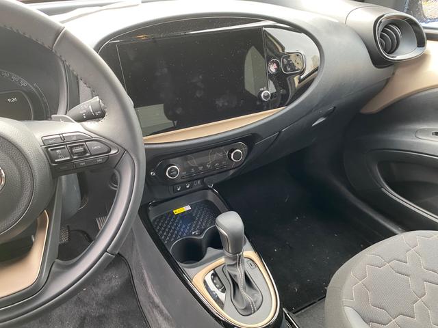 Toyota Aygo X 1.0i 53kW Executive Smart AT 