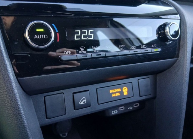 Toyota Yaris Cross 1.5 HSD 85kW Comfort 4x4 