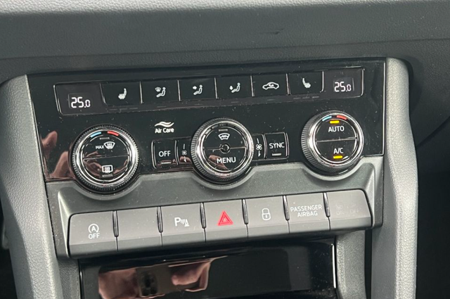 Skoda Karoq 1.5 TSI 110kW Selection DSG 