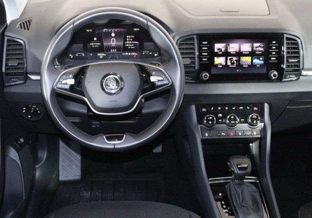 Skoda Karoq 1.5 TSI 110kW Selection DSG 