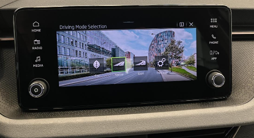 Skoda Scala FL 1.5 TSI 110kW Top Selection DSG 