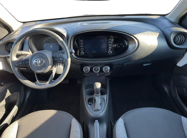 Toyota Aygo X 1.0i VVT-i 53kW Comfort AT 