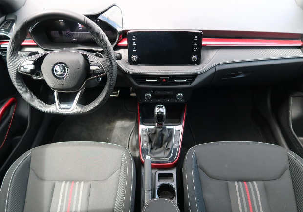 Skoda Fabia IV 1.0 TSI 85kW Monte Carlo DSG 