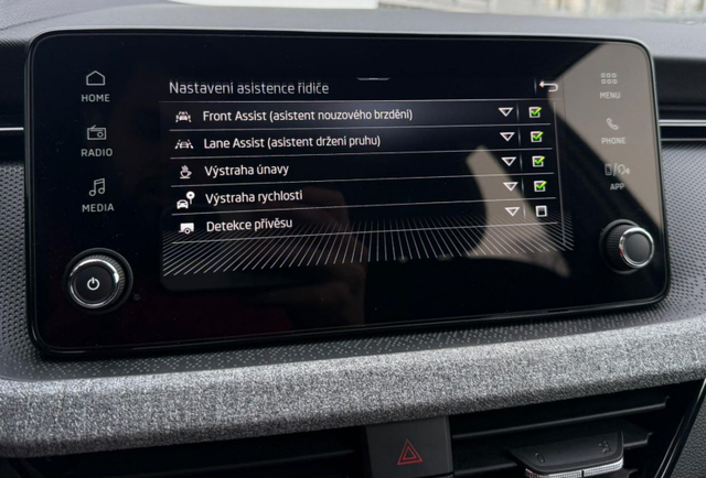 Skoda Scala FL 1.0 TSI 85kW Selection 