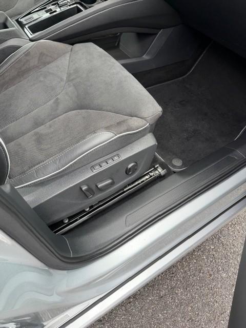 Skoda Enyaq iV 210 kw Sportline 85x 4x4 