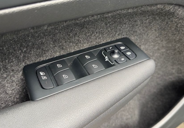 Volvo XC40 2.0 B3 Core 120kW 