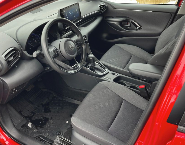 Toyota Yaris 1.5 HEV 85kW Style e-CVT 