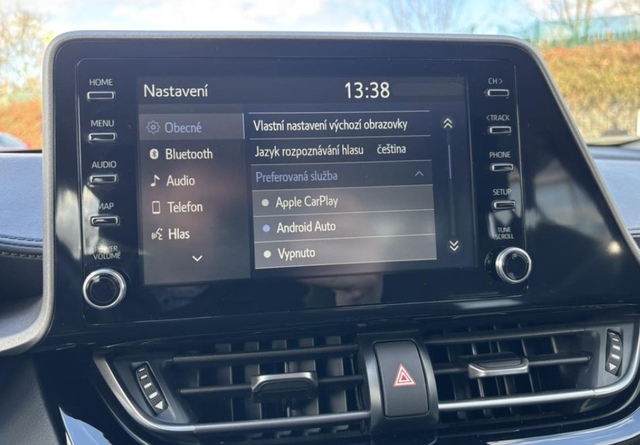 Toyota CH-R 1.8 HSD 90kW Business e-CVT 