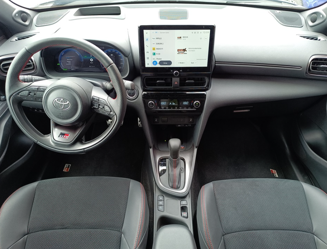 Toyota Yaris Cross 1.5 HEV 96kW GR Sport VIP 