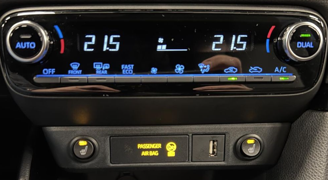 Toyota Yaris 1.5 VVT-i Selection Style 