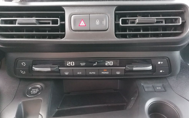 Toyota ProAce City Verso 1.2 T 96kW Long family 