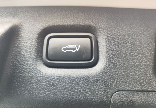 Hyundai Santa Fe 2.2 CRDi 142kW Premium DCT 4WD 