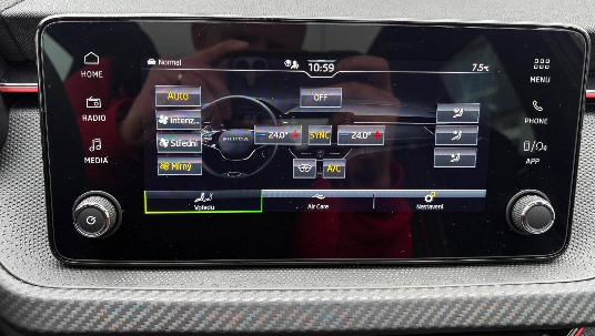 Skoda Scala FL 1.0 TSI 85 kW Monte Carlo DSG 